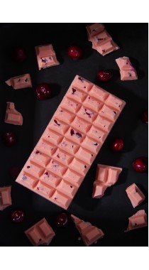 Шоколад вишневый с сублимрованный вишней 25 г.